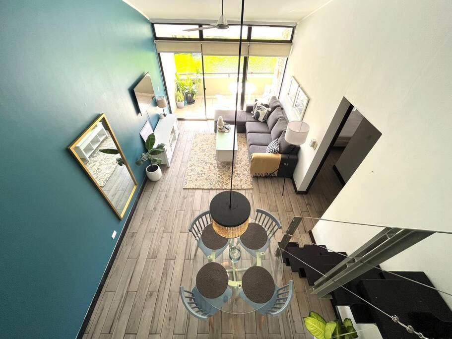 Cr Mariposa Rentals Lakeview Penthouse With Office Space, Pool, Gym, Tennis Санта Ана Екстериор снимка